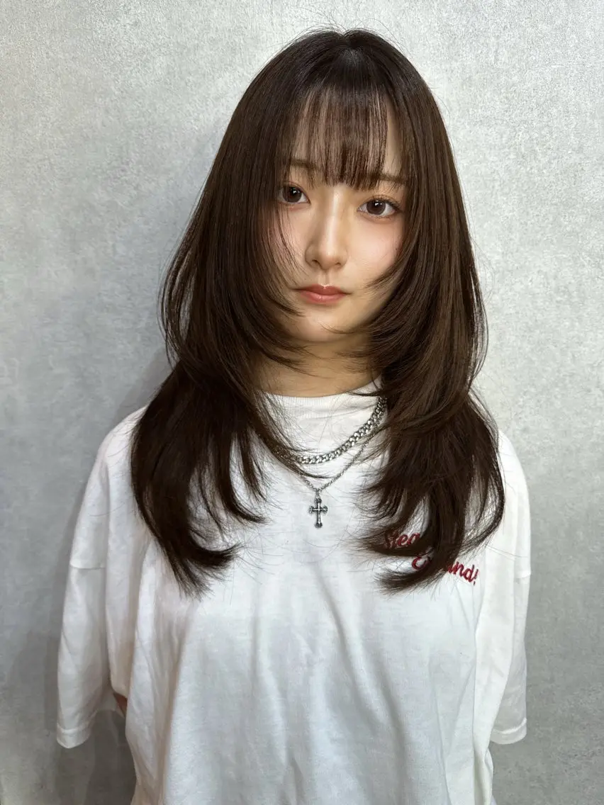 ロング カラー レイヤーカット AIRI layer cut hairのヘアスタイル