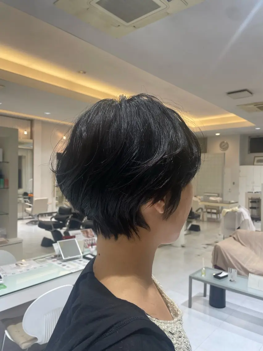 ショート 佐々木 麻衣のヘアスタイル