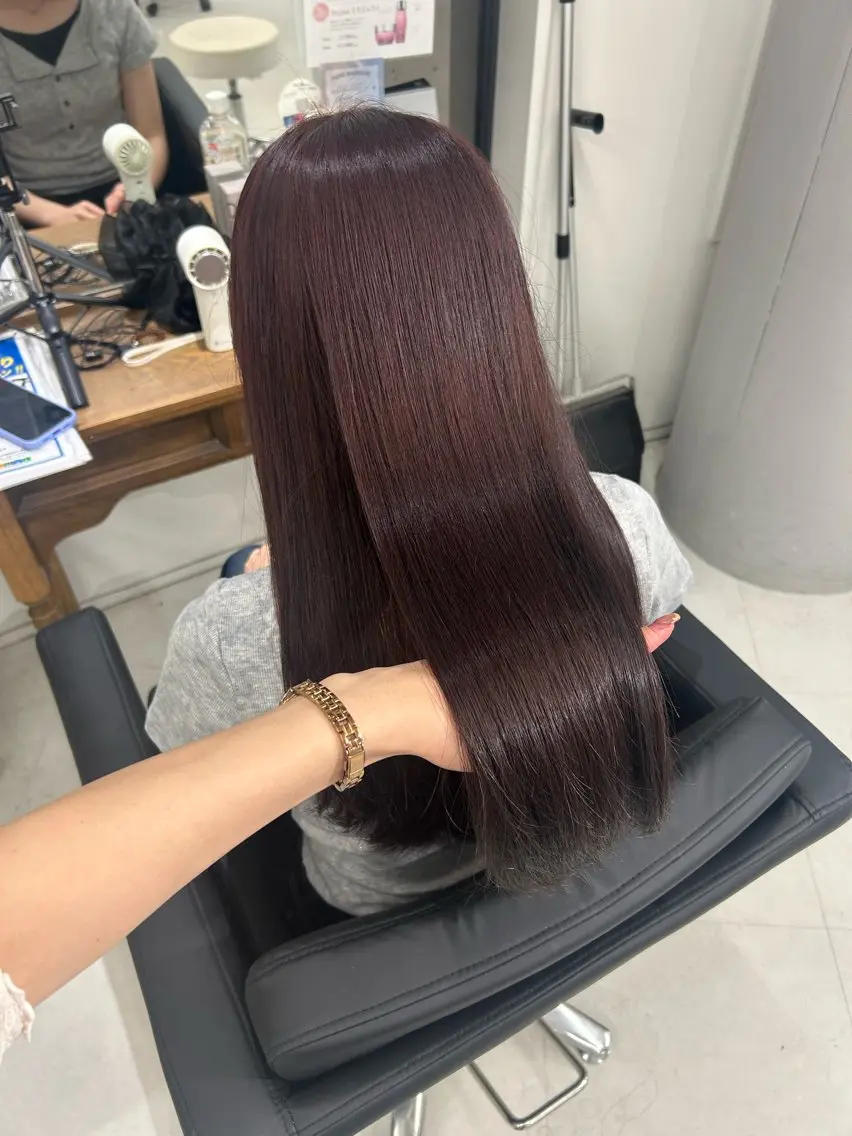 ロング ヘアカラー 戸川 未夢のヘアスタイル
