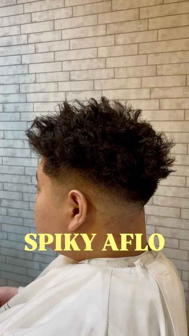 スパイキーアフロ💈 （メンズカット＋ハードパーマ）【フェード/アフロ/ピンパーマ/ハードパーマ/特殊パーマ/アフロ】の写真