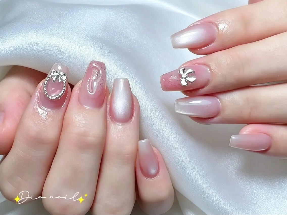 ネイル フットネイル 韓国ネイル レース マグネットネイル ニュアンスネイル ハンドネイル Dia nail サロンのネイルデザイン