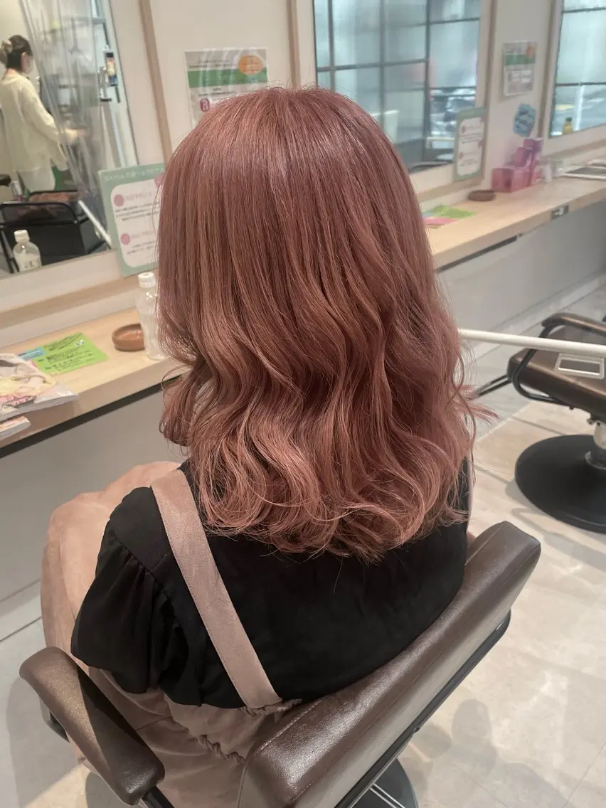 セミロング カット ヘアカラー KINOSHITA 🌸のヘアスタイル