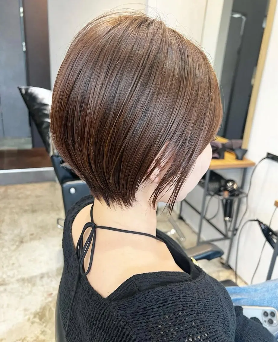 ショート カラー 丸みショート ブラウンカラー ショートヘア カット un ジュリアのヘアスタイル