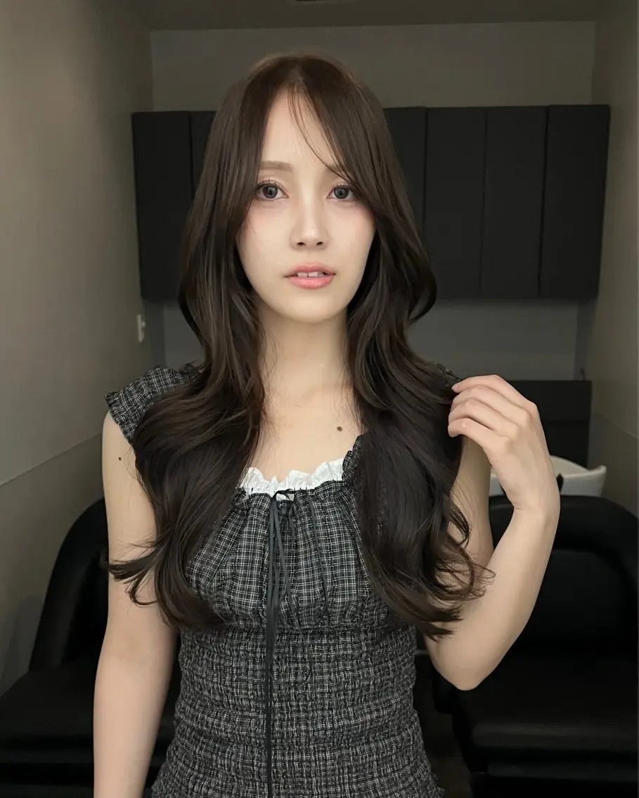 ロング レイヤーカット レイヤーカット 顔周りカットYUKIのヘアスタイル