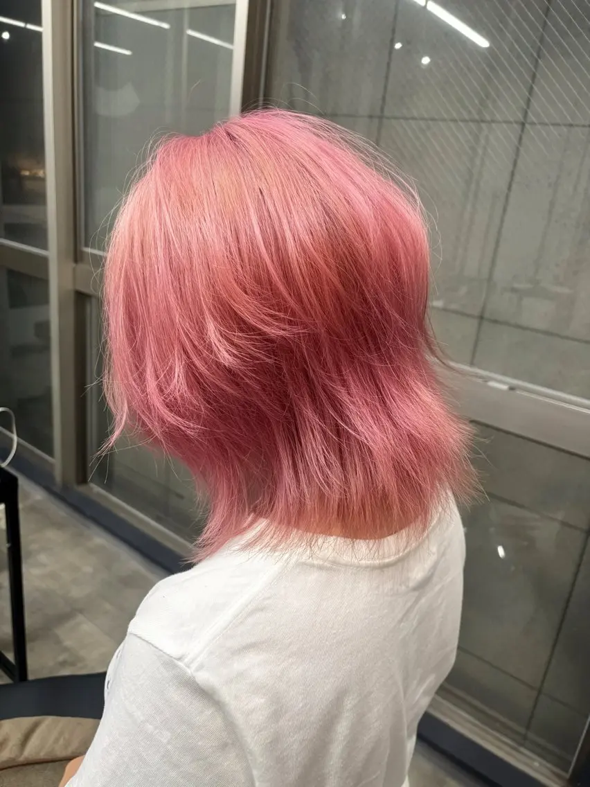 ケアブリーチ+ピンク系カラー🎀💗+トリートメント🧴の写真