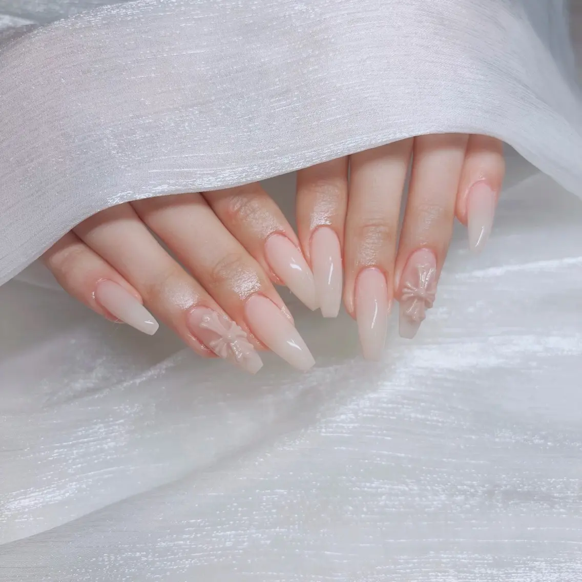 ネイル ハンドネイル Miki 本町駅｜💅‎🤍のネイルデザイン
