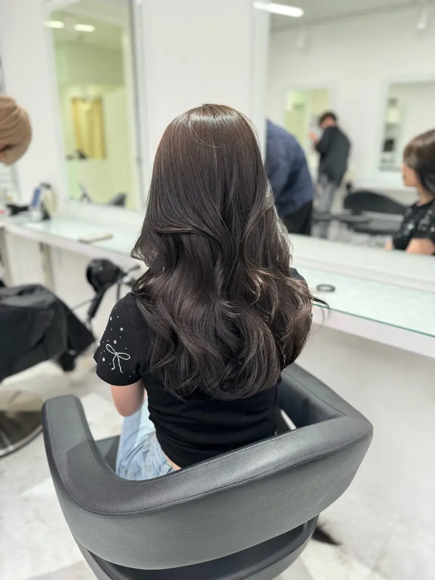 ロング カラー ヘアアレンジ ヘアカラー レイヤー×透明感カラ ー🕊AZUSAのヘアスタイル