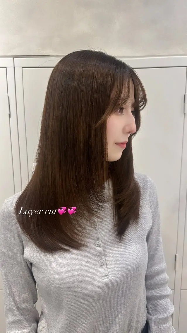 ロング 松岡 和香のヘアスタイル