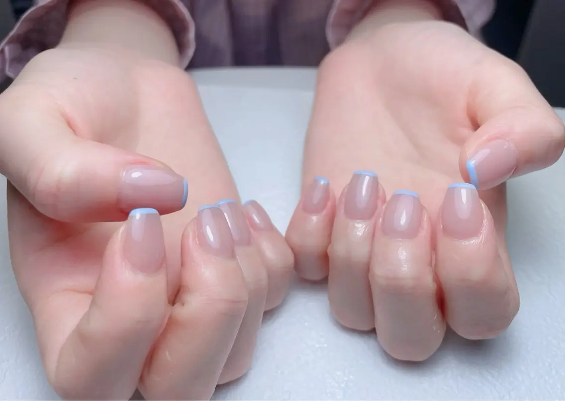 ネイル チークネイル フレンチネイル ジェルネイル ラメ(グリッター) ラメグラデーション 中野駅から2分 MEO NAILのネイルデザイン