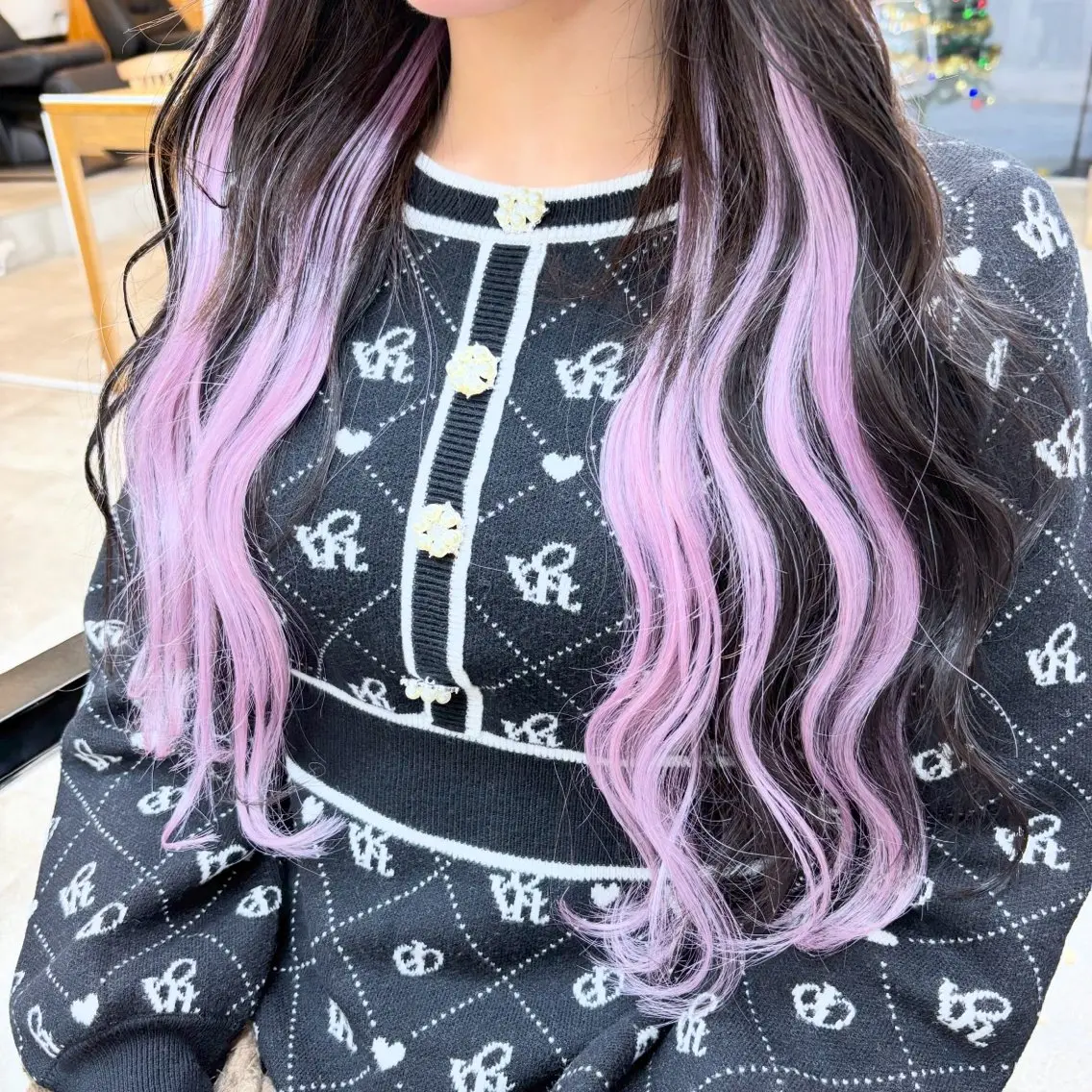ロング カラー ヘアアレンジ ラベンダーカラー エクステ エクステ ヘアセット 渋谷🤍ハイトーン 🤍ボブ🤍FUMUのヘアスタイル