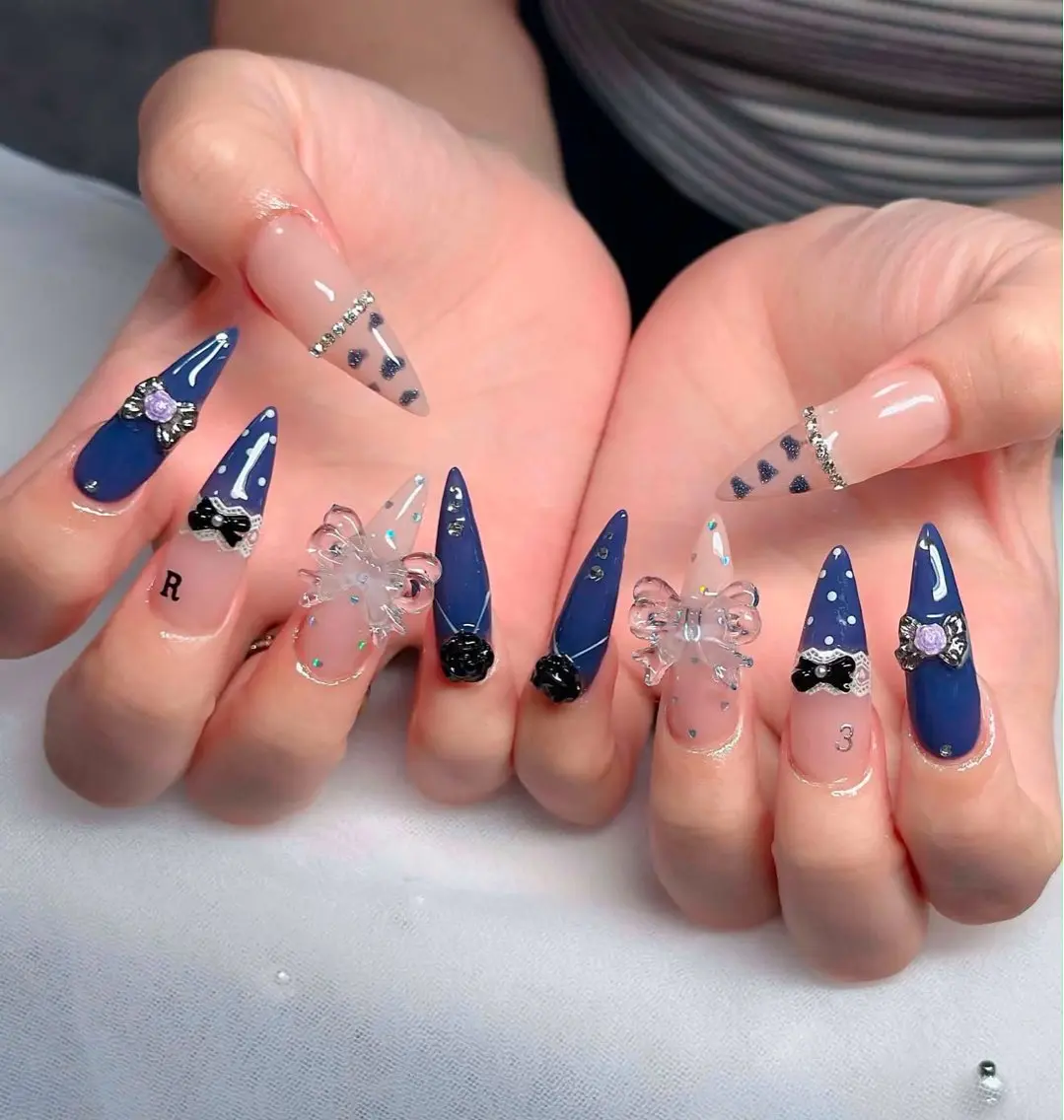 ネイル アートネイル チークネイル フレンチネイル ジェルネイル ガーリー HAPPI NAIL 大国町のネイルデザイン