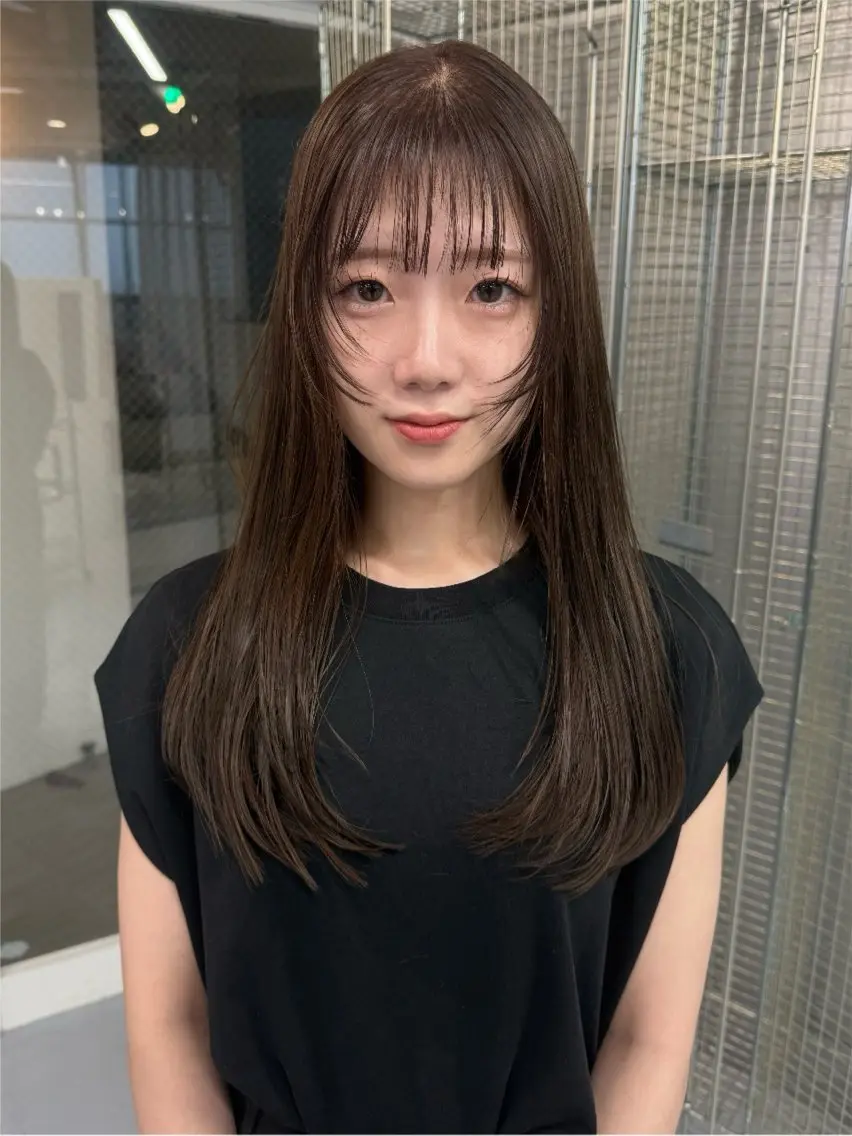 ロング カット 縮毛矯正 トリートメント sota/透ける モノトーン/抜け感のヘアスタイル