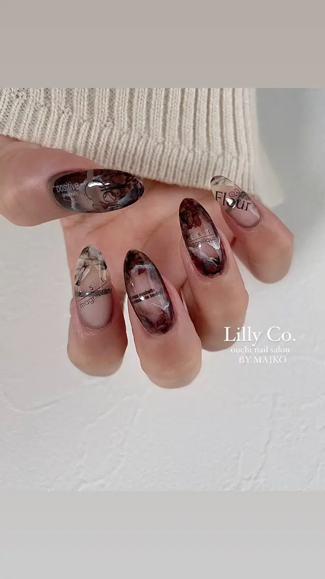 ネイル アートネイル 持ち込み ハンドネイル ハンドケア Lilly Co.のネイルデザイン