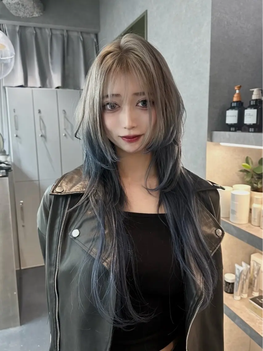 ロング カラー カット ヘアカラー トリートメント ケアブリーチ特化✨/ 艶カラー/エクステのヘアスタイル