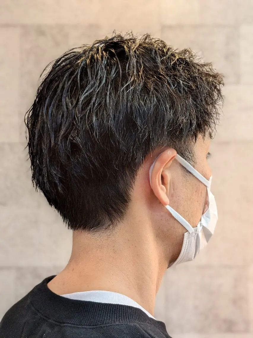メンズ パーマ メンズパーマ メンズツイストパーマ ツイストパーマ 中井 英文のヘアスタイル