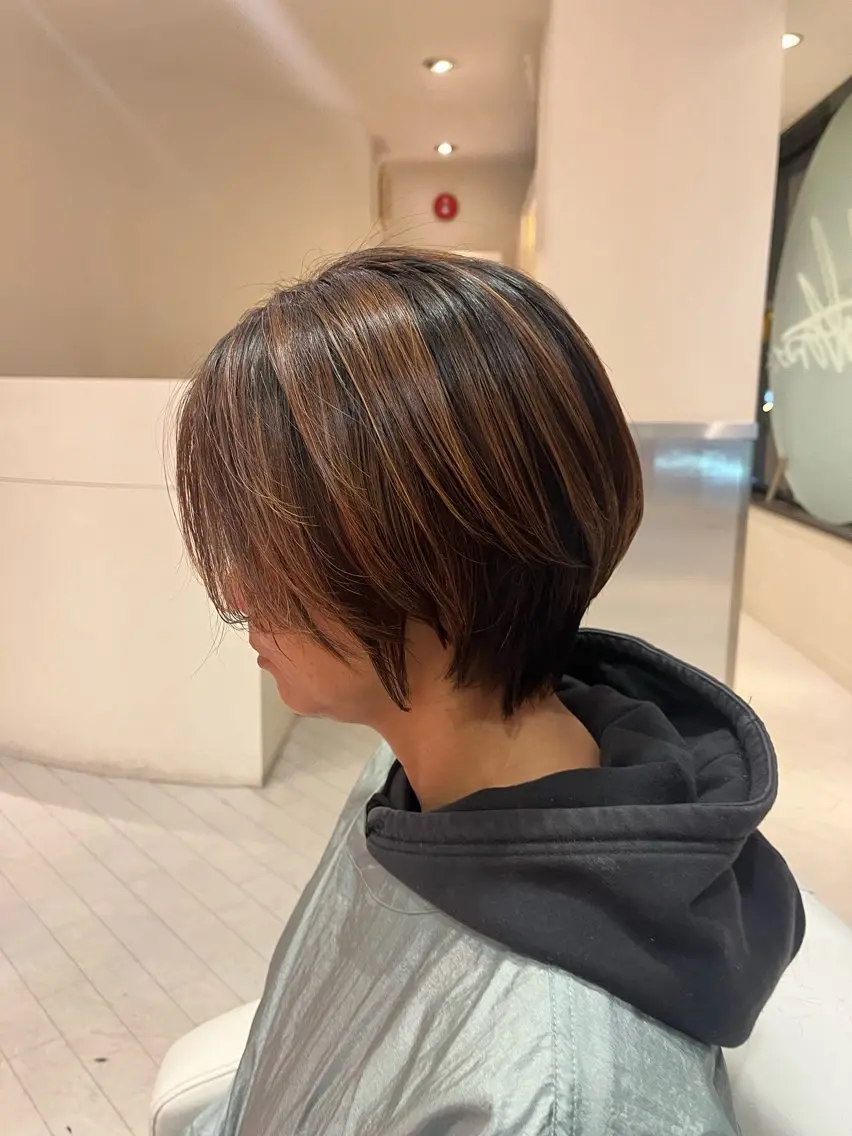 ショート フルカワ リナのヘアスタイル