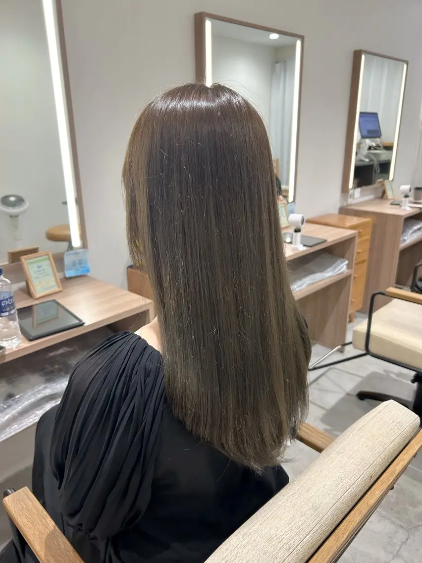 ロング カラー カット ヘアカラー トリートメント 🎀透明感カラー🎀 mikaのヘアスタイル