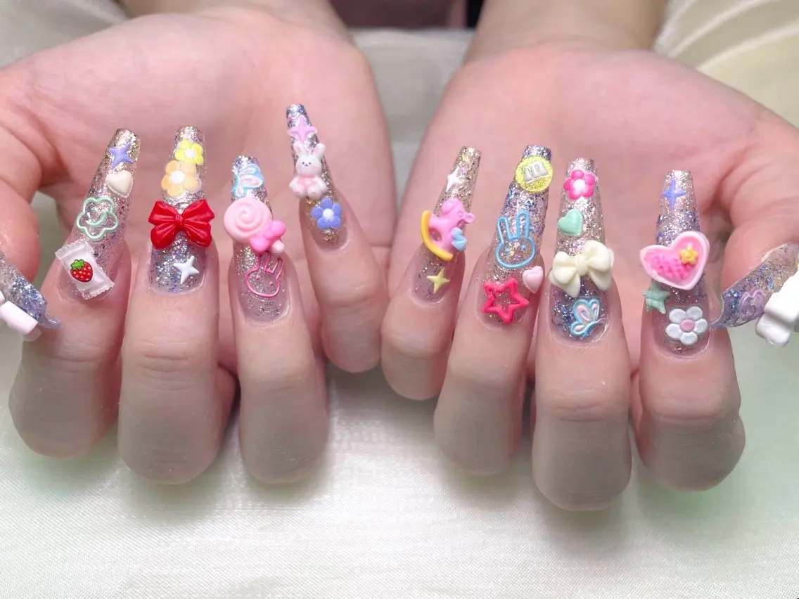 ネイル lucky nail 歌舞伎町のネイルデザイン