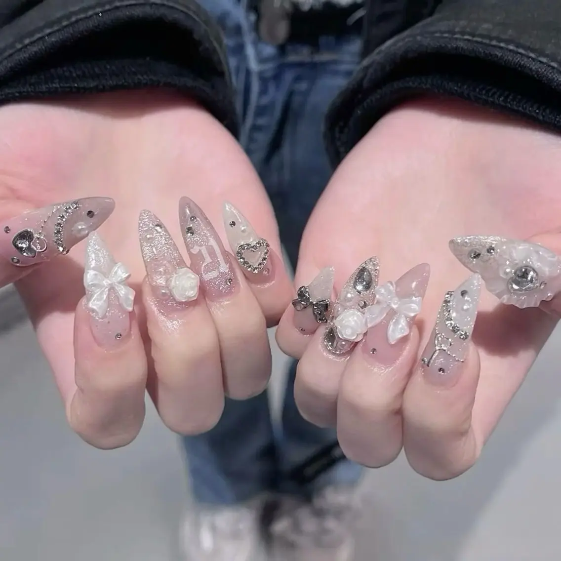 ネイル 長さ出し フレンチネイル グラデーション 卒業式 マグネットネイル ハンドネイル MIHANA NAILのネイルデザイン