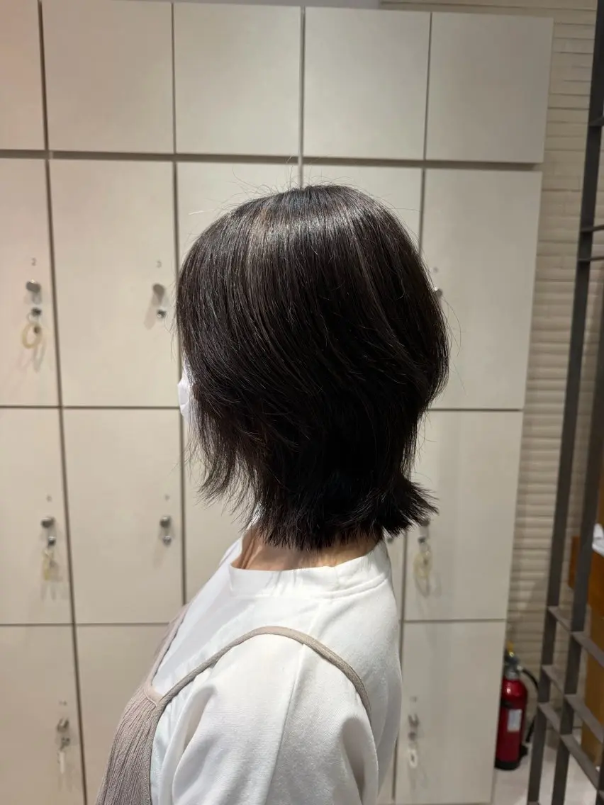 ミディアム カラー ハイライトカラー くびれヘア ハイライト 吉川沙知 /ナチュラルカラーのヘアスタイル
