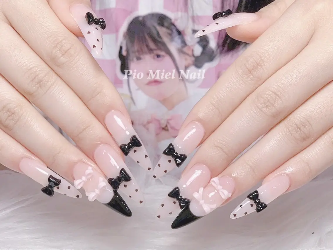 ネイル ハンドネイル HANA 長さだしのネイルデザイン