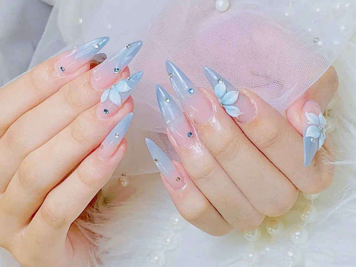 ネイル チークネイル 長さ出し フラッシュネイル フレンチネイル グラデーション ハンドネイル AN NAIL 高田馬場のネイルデザイン