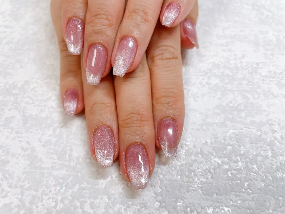 ネイル オーロラネイル フットネイル フレンチネイル ジェルネイル 韓国ネイル ハンドネイル mogunail &blowのネイルデザイン
