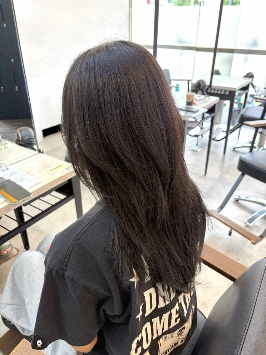 セミロング カラー 🥀韓国ヘア🥀 宮津真菜のヘアスタイル