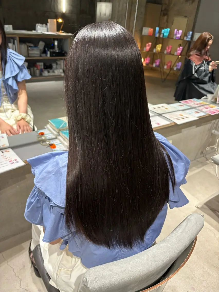ロング パーマ 髪質改善 酸性ストレート ストレートパーマ 縮毛矯正 玉置七海✨ /透明感/髪質改善のヘアスタイル