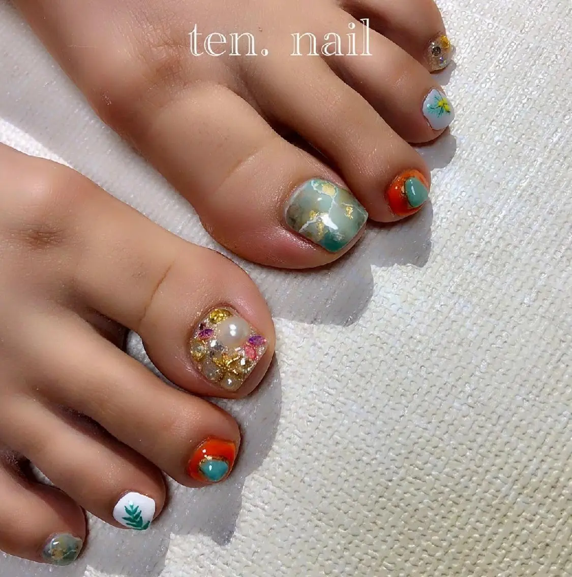 ネイル アートネイル フットネイル ten. nailのネイルデザイン