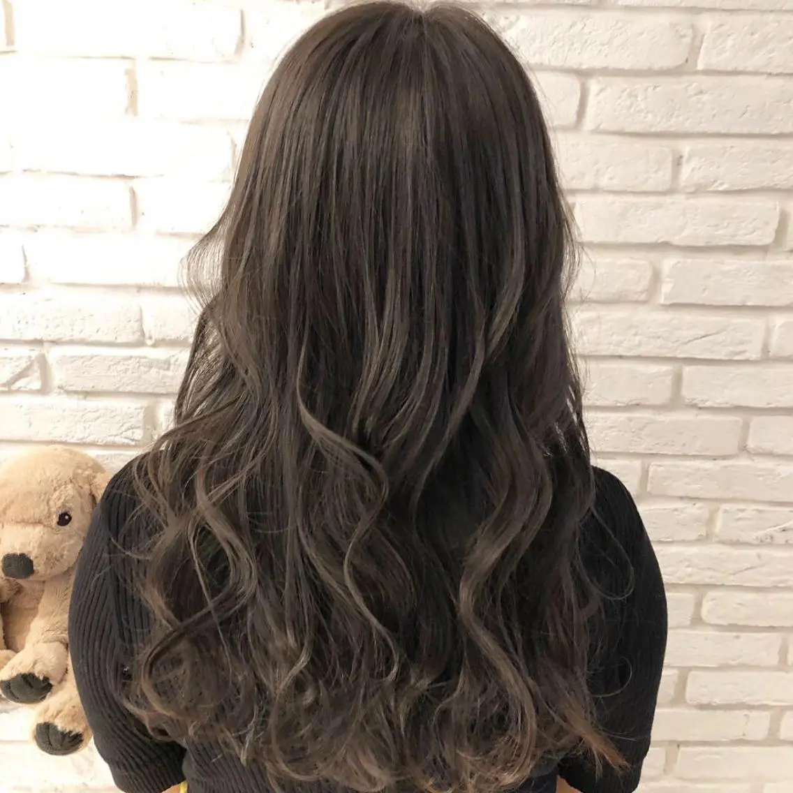 ロング カラー 宮下 浩一のヘアスタイル