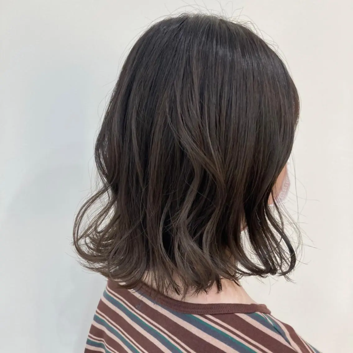 ミディアム カラー カット ヘアカラー トリートメント 鈴木 レナのヘアスタイル