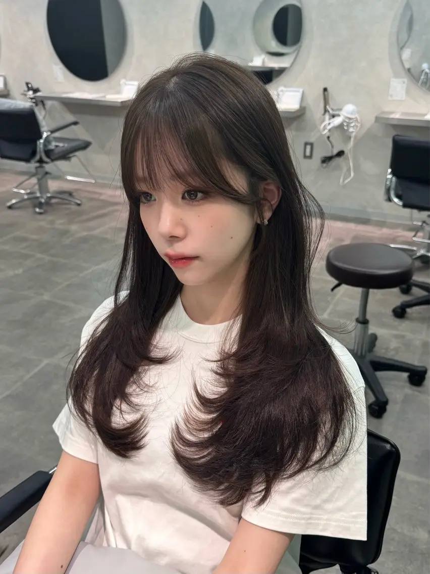 ロング カラー ベージュカラー ブリーチ ブリーチなしカラー 韓国風ヘア レイヤーカット カット ヘアカラー トリートメント 韓国レイヤーカット /千葉/shimonのヘアスタイル