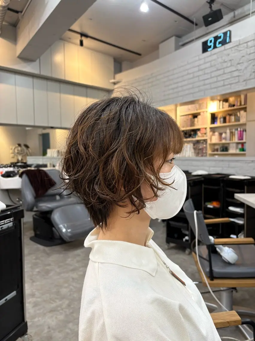 ショート ショートヘア 久貝 莉子のヘアスタイル