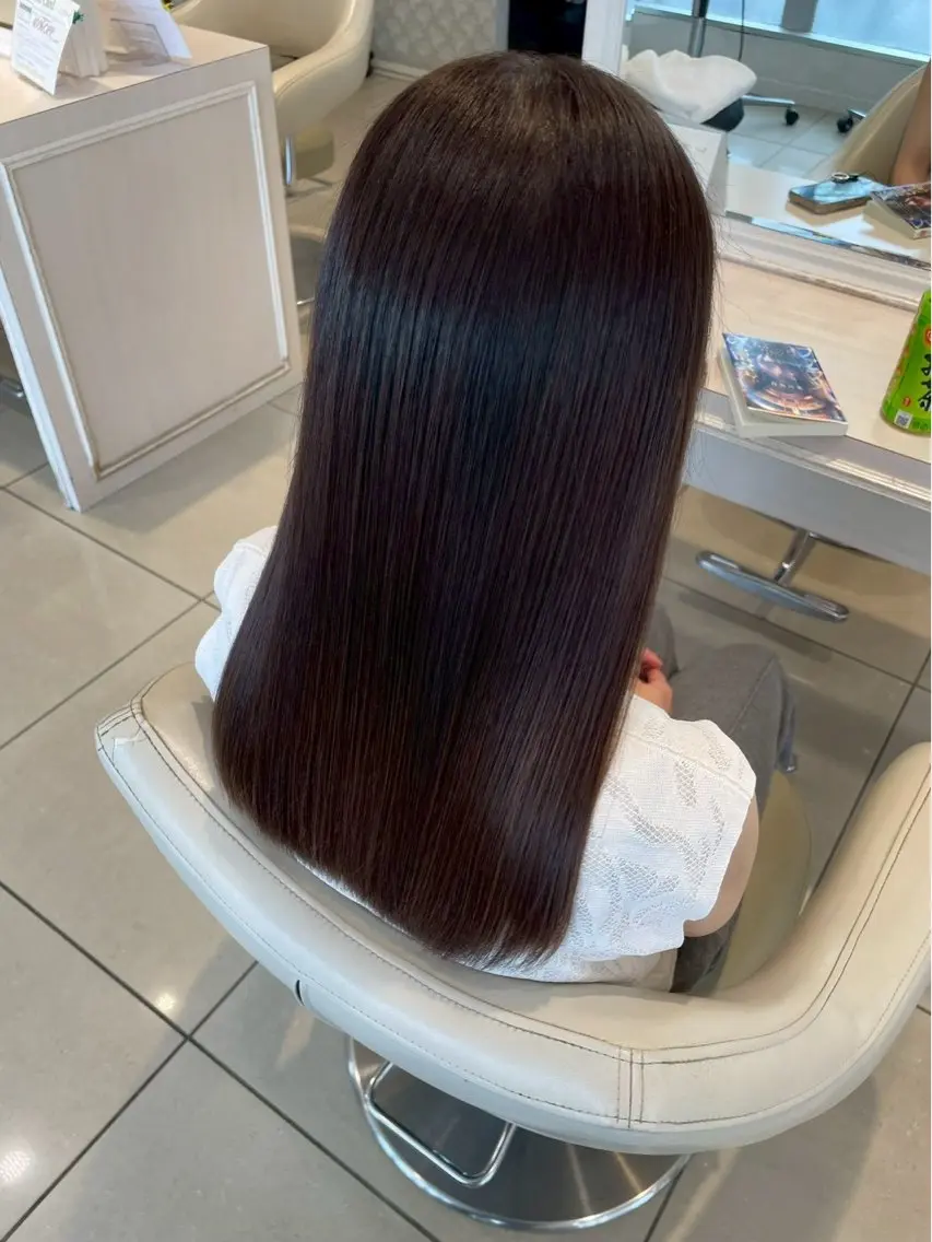 セミロング 坂上 桜香のヘアスタイル