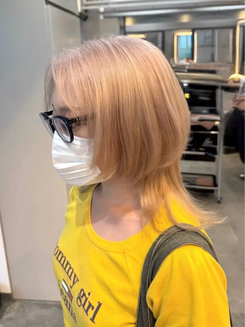 ミディアム カラー ベージュカラー ブリーチ ミルクティーベージュ ヘアカラー 髪質改善/レイヤー/ 🐣kokoro🌸のヘアスタイル