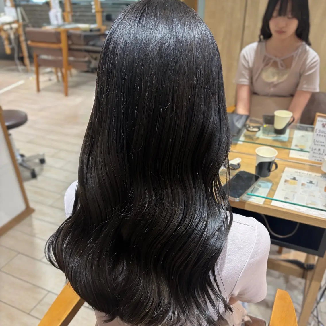 ロング カラー ダークグレー ダークグレージュ グレージュ カット ヘアカラー トリートメント 🦩 Rui 🦩のヘアスタイル