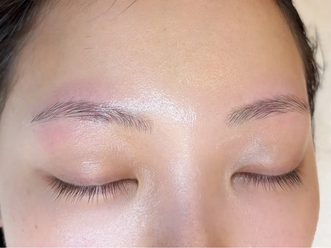 🩶ワックス脱毛+眉カット+間引き+メイク🩶の写真