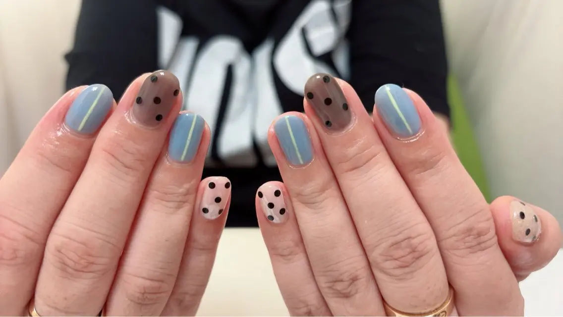 ネイル mano nella manoのネイルデザイン