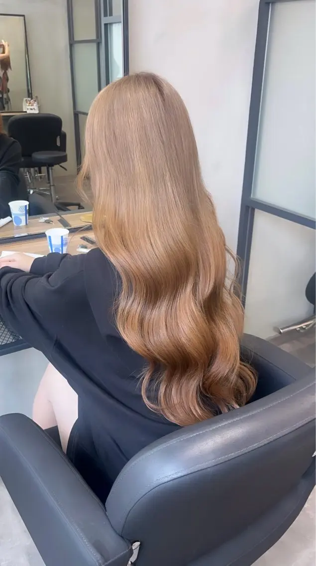 カラー 今井 花音のヘアスタイル