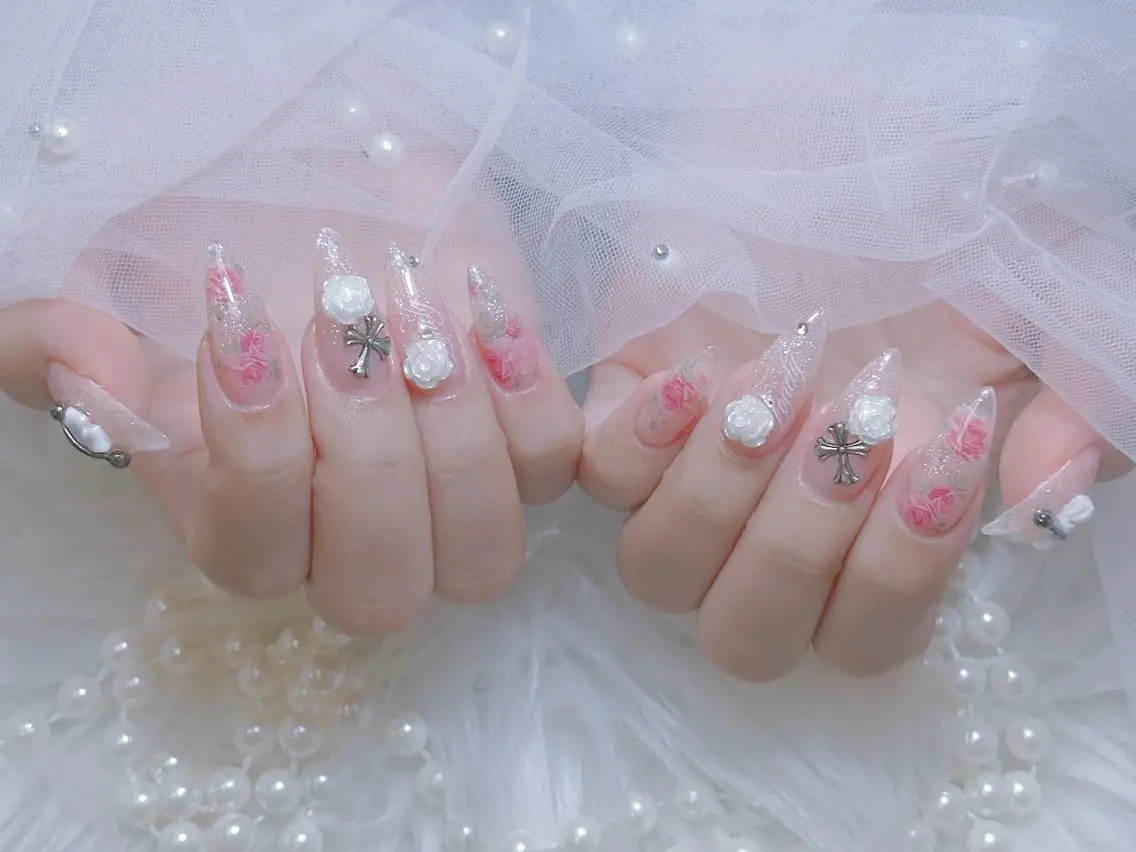 ネイル チークネイル 長さ出し フラッシュネイル フレンチネイル グラデーション ハンドネイル AN NAIL 高田馬場のネイルデザイン