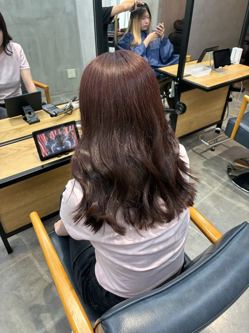 カラー ブラウンカラー ピンクカラー ヘアカラー トリートメント 暖色/艶髪/梅田 🤍Shinobuのヘアスタイル