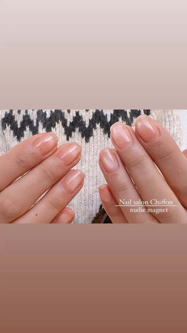 ネイル 氷ネイル・うるうるネイル マグネットネイル マグネットワンカラー ワンカラーネイル Nail salon Chiffonのネイルデザイン