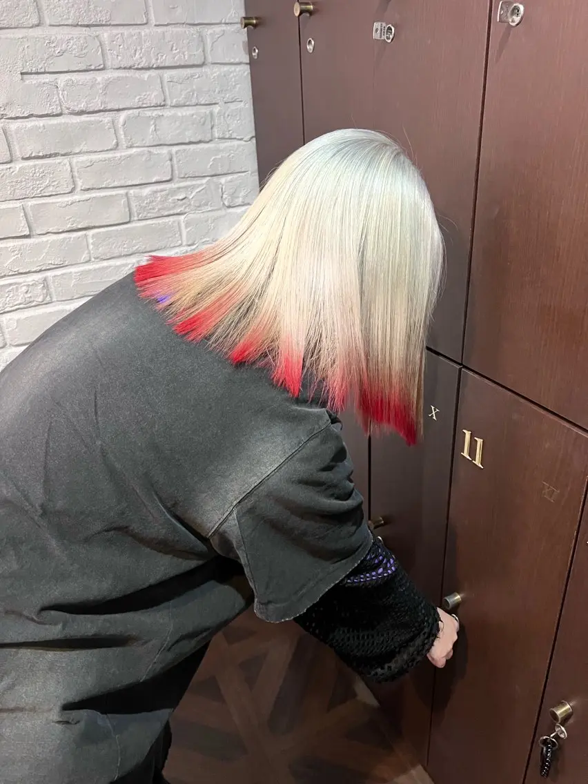 セミロング カラー ブリーチ ケアブリーチ デザインカラー トリートメント 🧡色落ちまで2度 楽しめる🧡ヨシキのヘアスタイル