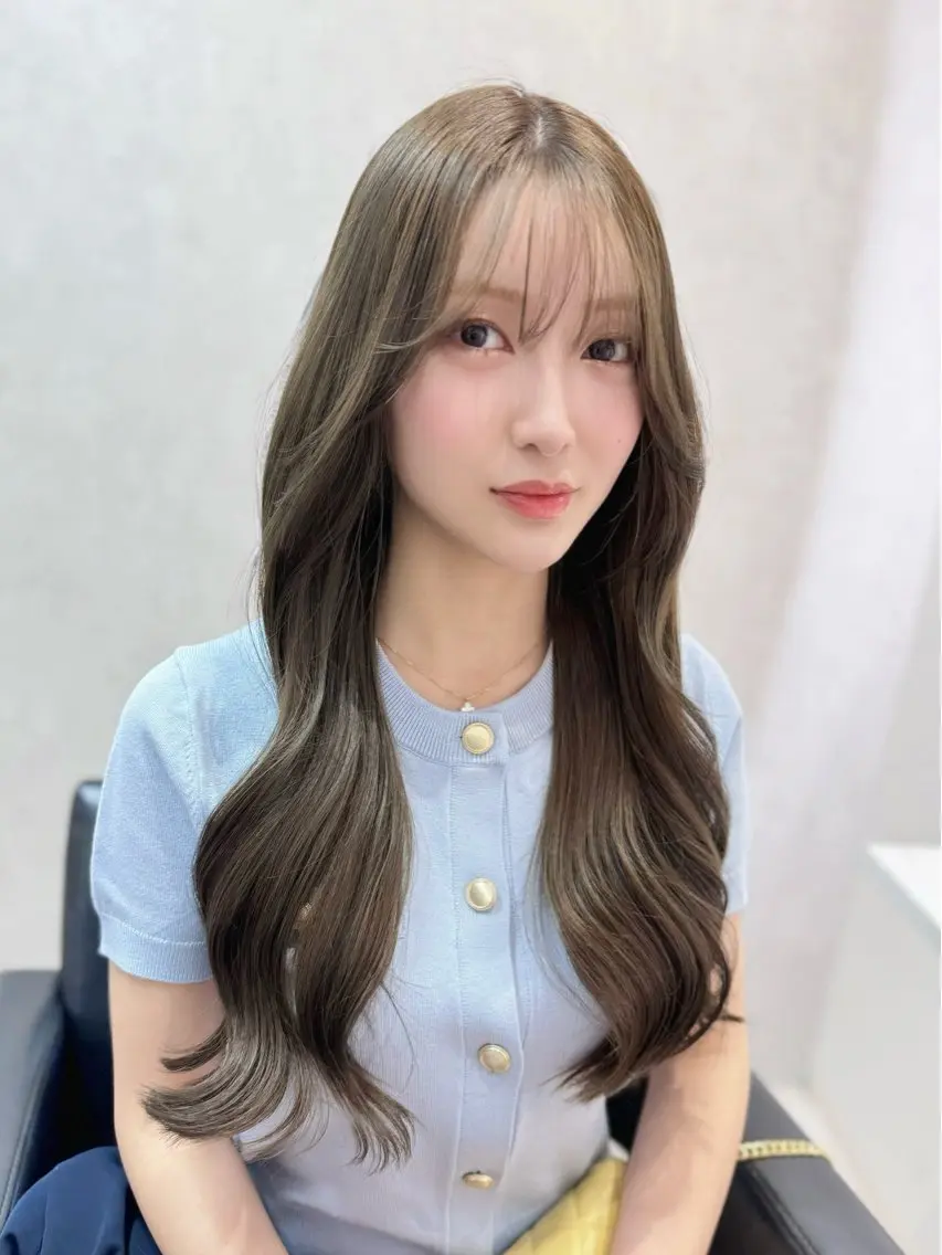 ロング カラー カット ヘアカラー トリートメント 《韓国レイヤー特化》 艶髪✨EMIのヘアスタイル