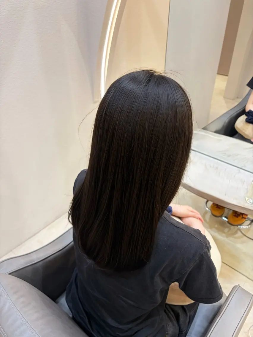 ロング ボブ 顔周りカット ハイライト 髪質改善 韓国風ヘア ヘアカラー トリートメント 中島 菜々のヘアスタイル