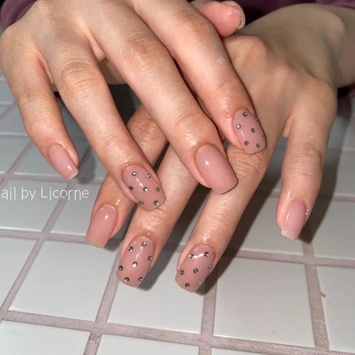 ネイル アートネイル オーロラネイル フレンチネイル 氷ネイル・うるうるネイル マグネットネイル ハンドネイル Nail by Licorneのネイルデザイン