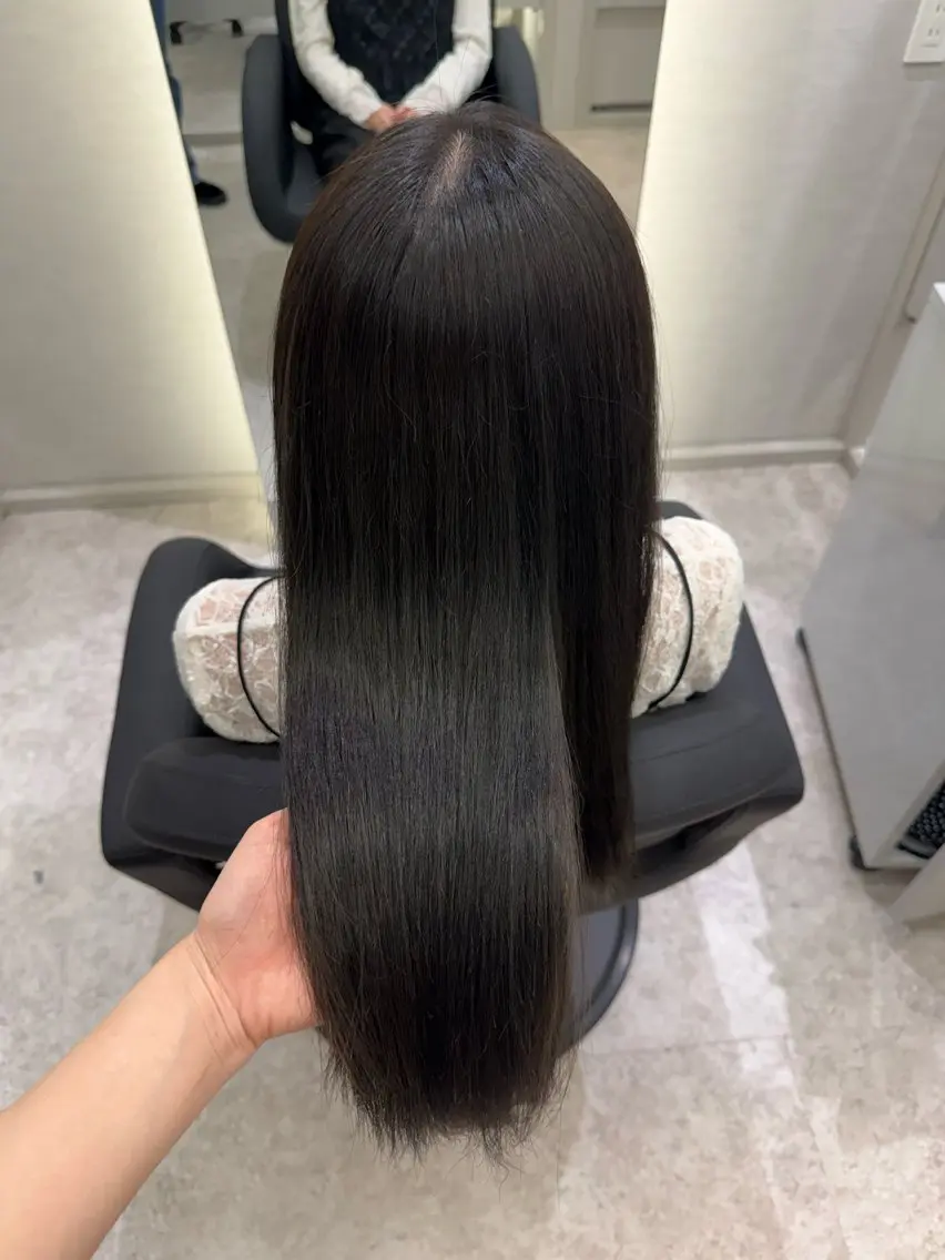 ロング カラー Arisa /アシスタントのヘアスタイル