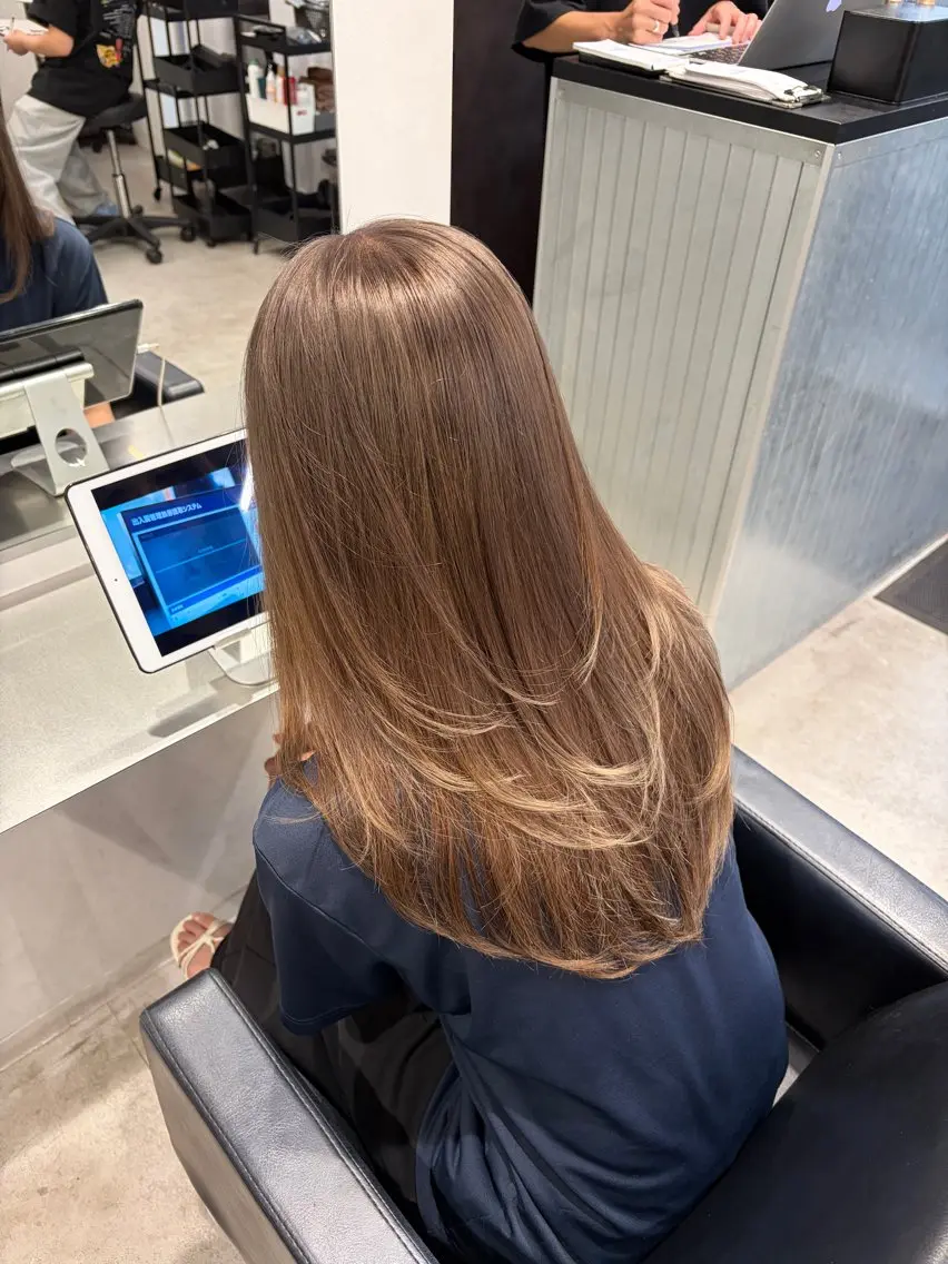 ロング ヘアカラー トリートメント MIHO☾·̩͙⋆ Kroのヘアスタイル