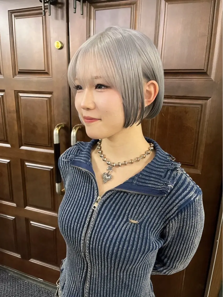 カラー Riho ブリーチモデル募集中のヘアスタイル